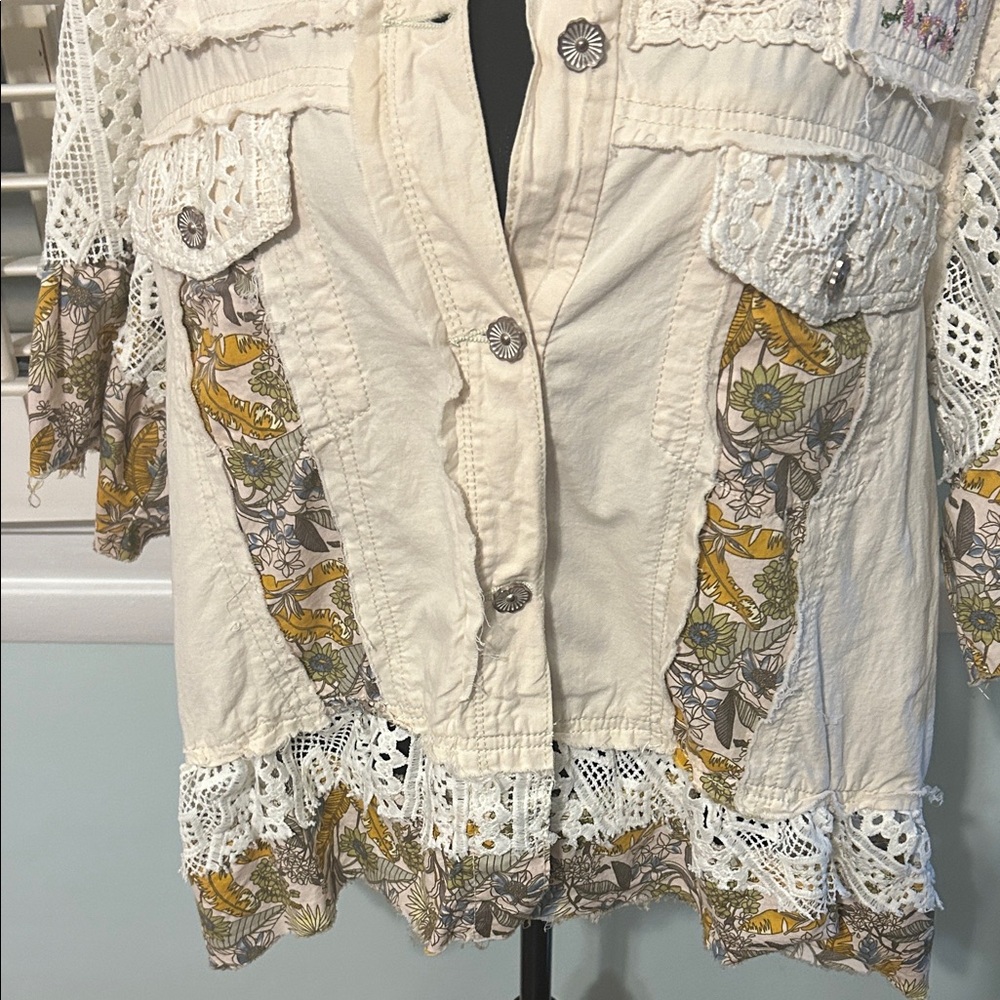 POL Cream and Yellow Patchwork Jacket - image 5